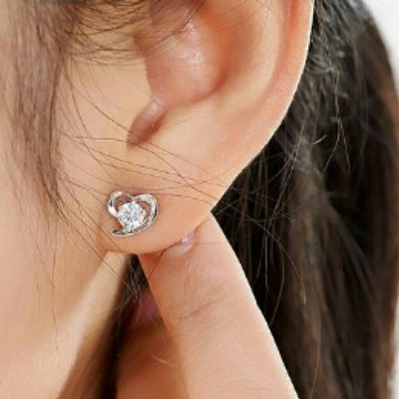 ❌ DONATING FEB 1ST ❌ - Picture 2 of 6